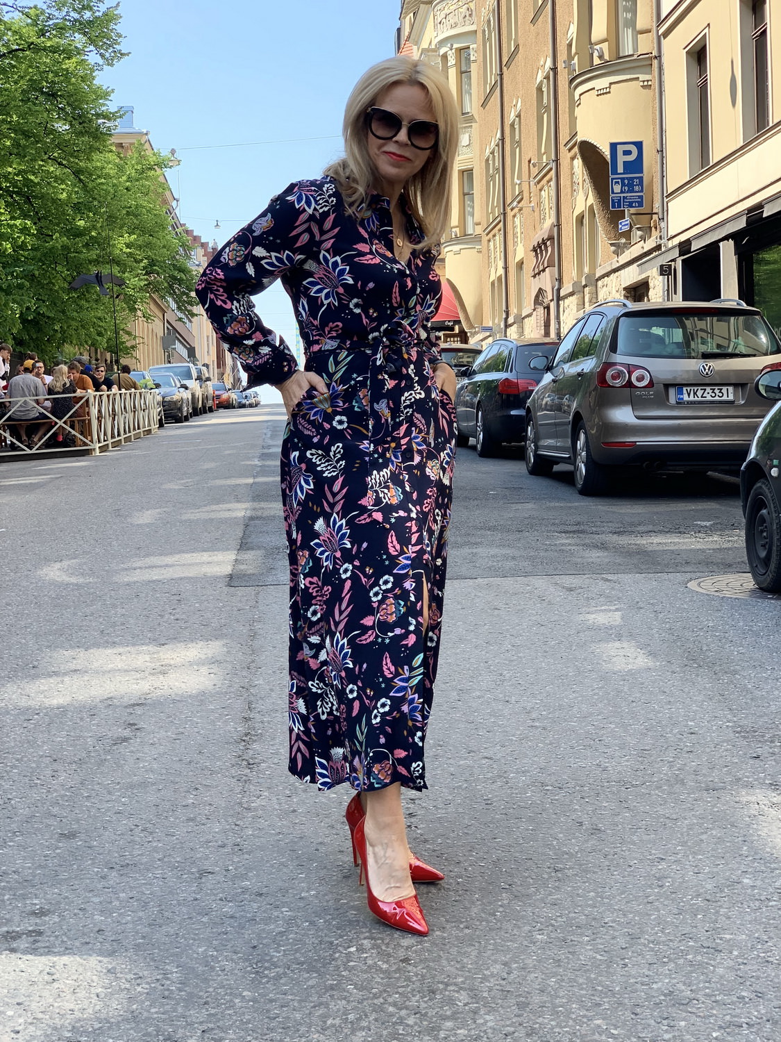 Sama mekko tyttärelle arkeen ja äidille juhlaan