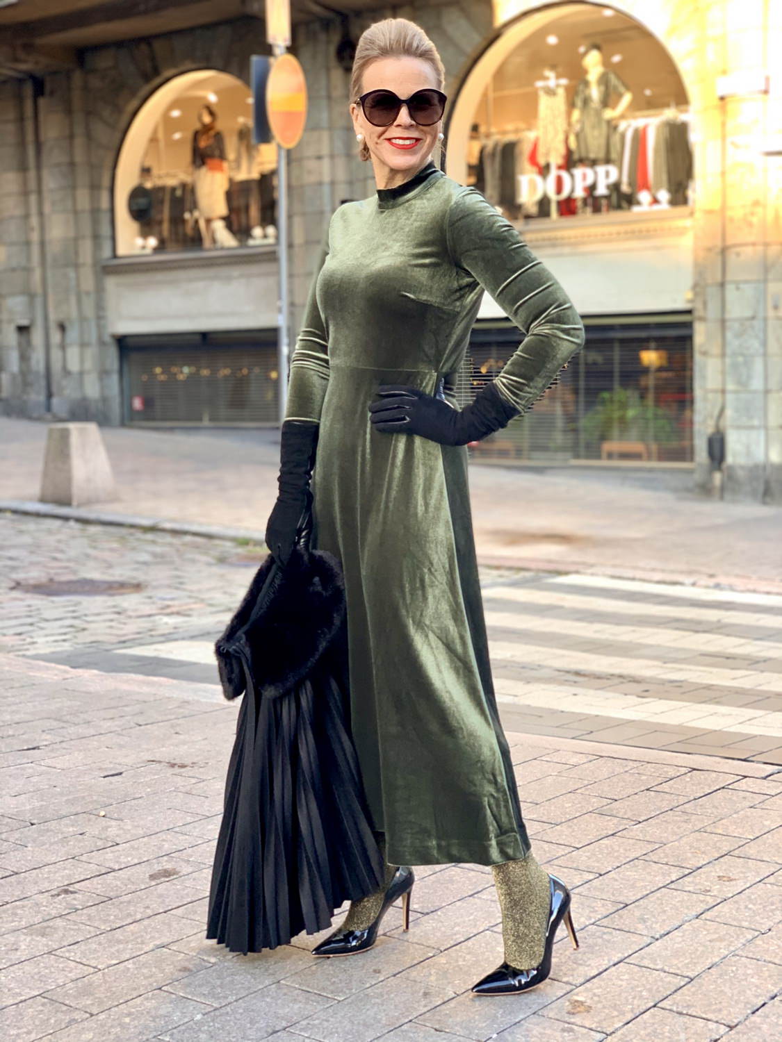 7 asuvinkkiä tulevan talven juhliin: Velurimekot 7 asuvinkkiä tulevan talven juhliin: Velurimekot