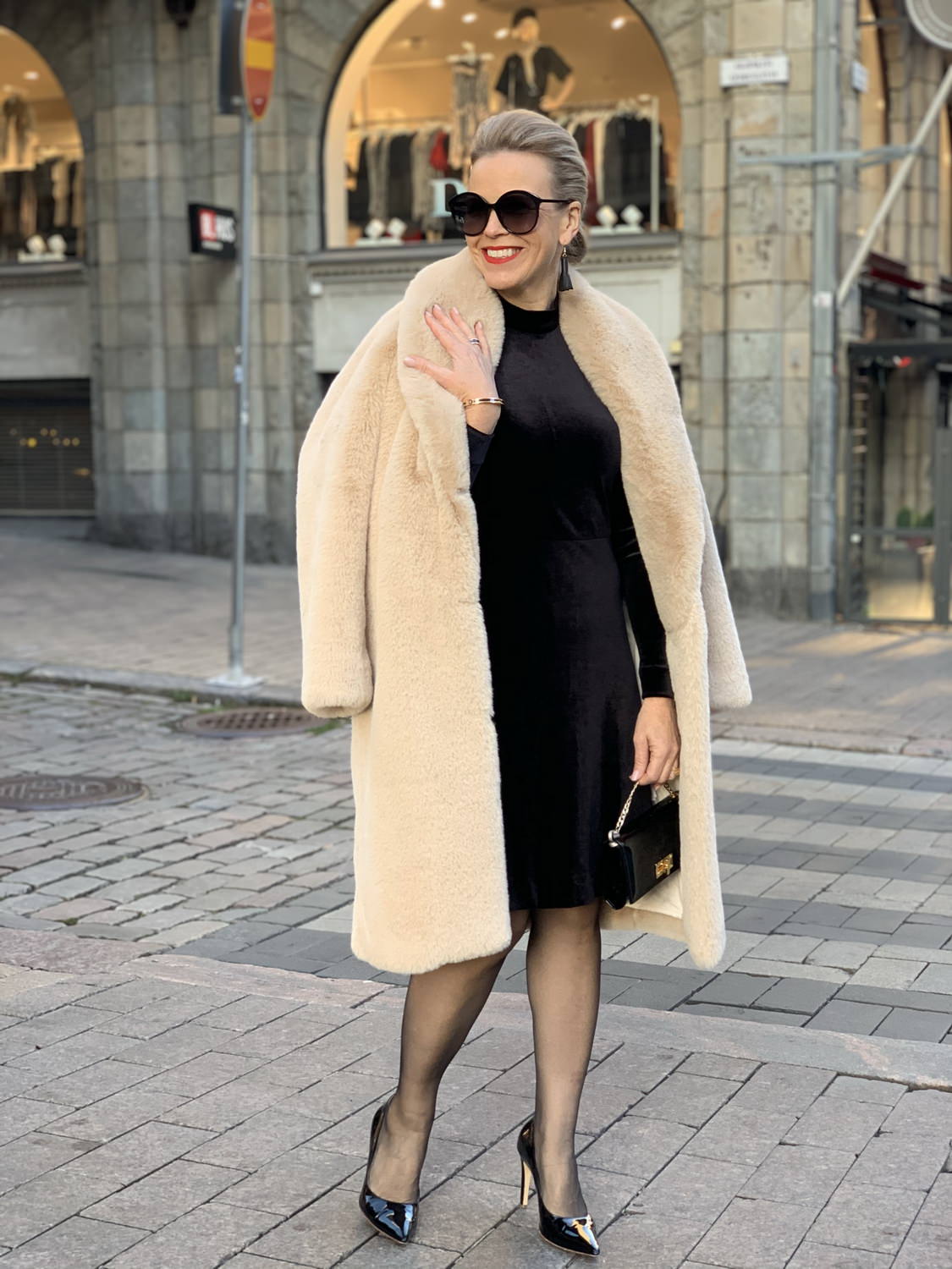 7 asuvinkkiä tulevan talven juhliin: Velurimekot 7 asuvinkkiä tulevan talven juhliin: Velurimekot