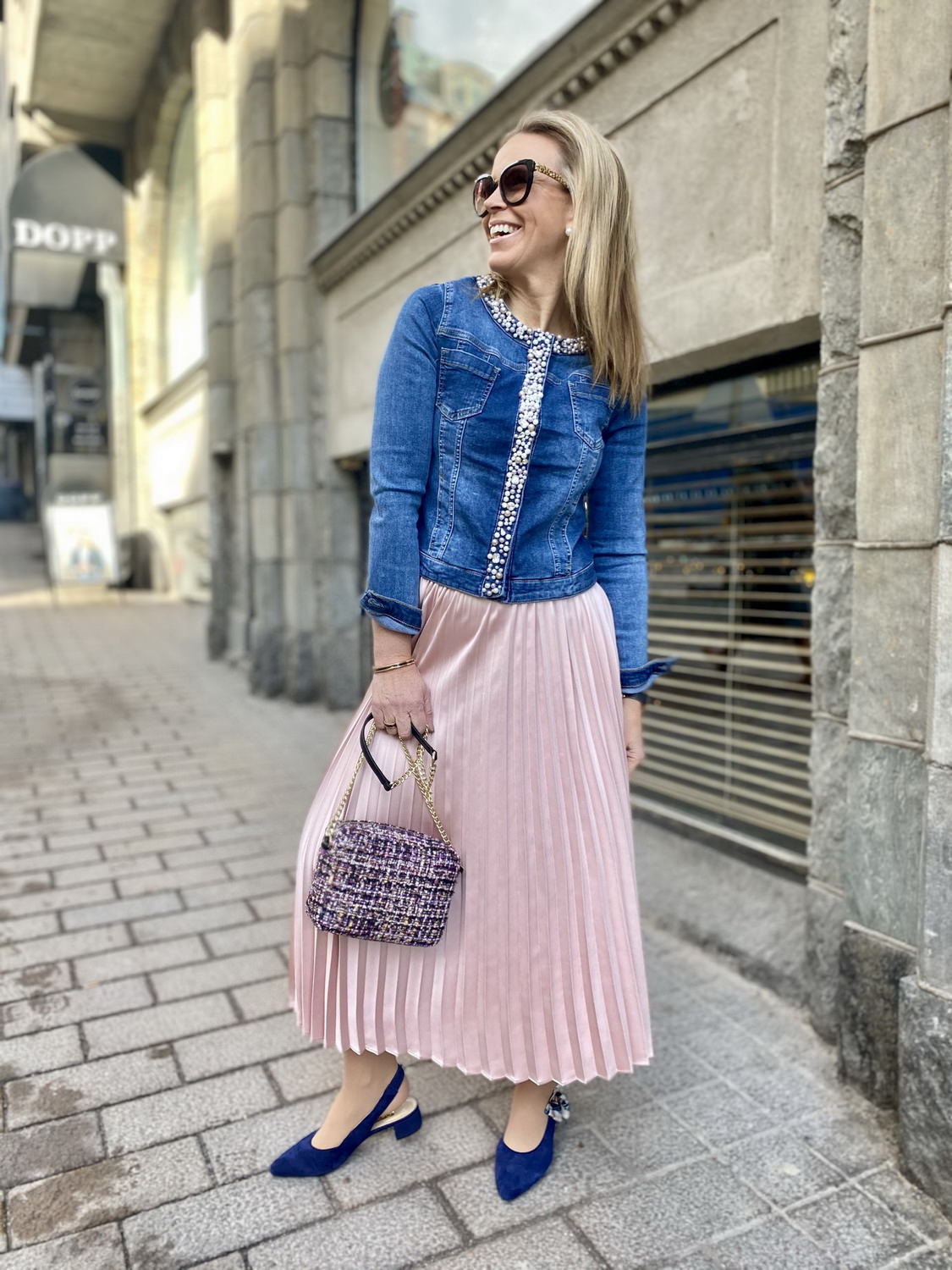 Rosa vekkari 3/3