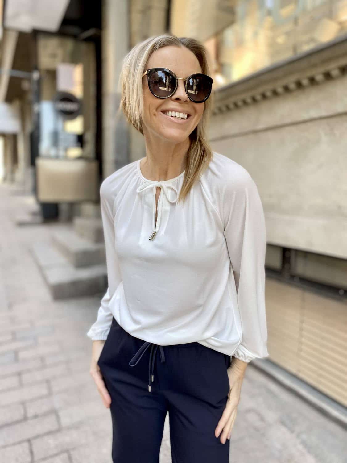 Let's keep our outfit simple -20%