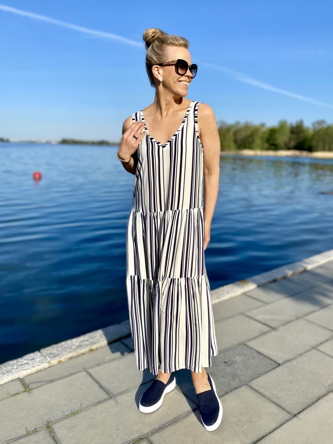 Hellekelin salsamekko