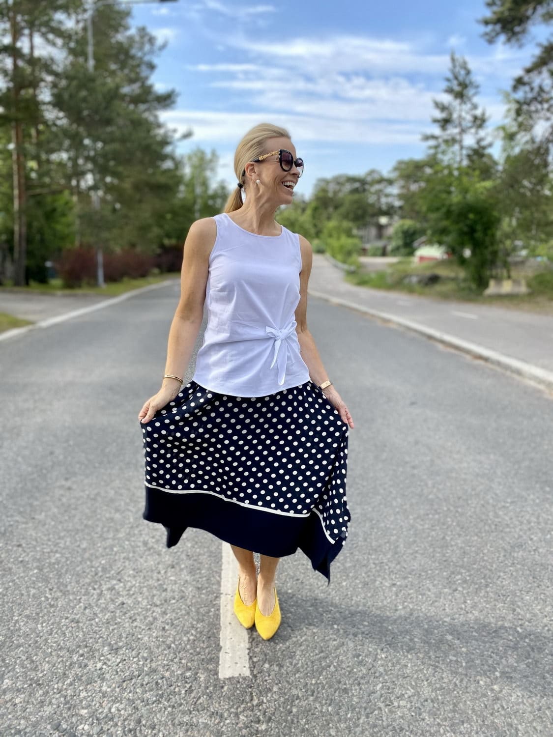 Oliko se niin, että sinistä sen olla pitää?