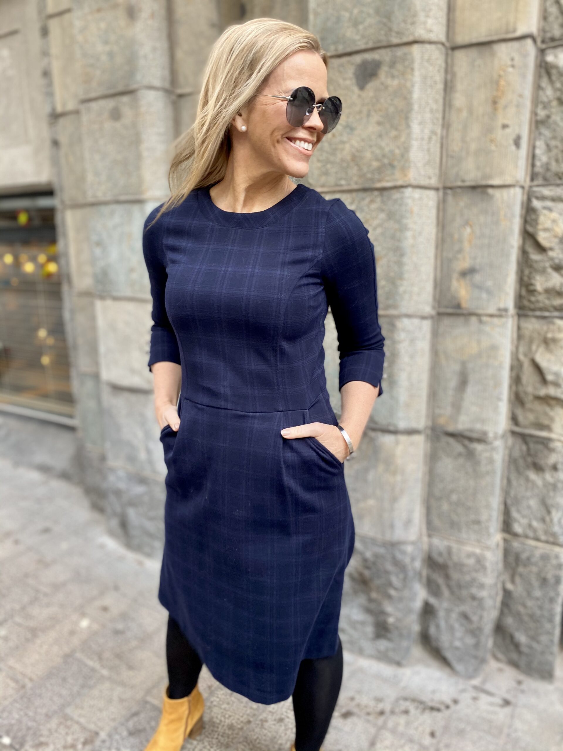 Ruudullinen mekko
