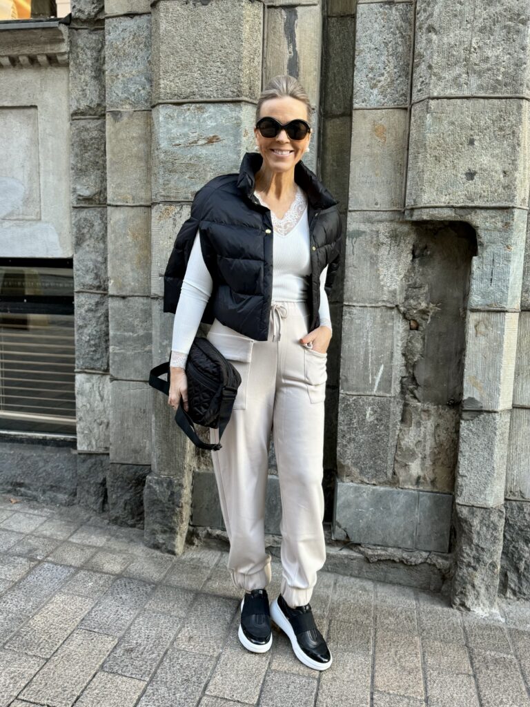 Camilla pitkähihainen paita pitsillä; valkoinen - Image 2