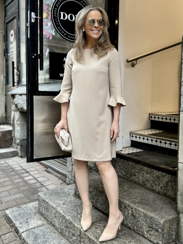 DW Vera mekko; beige