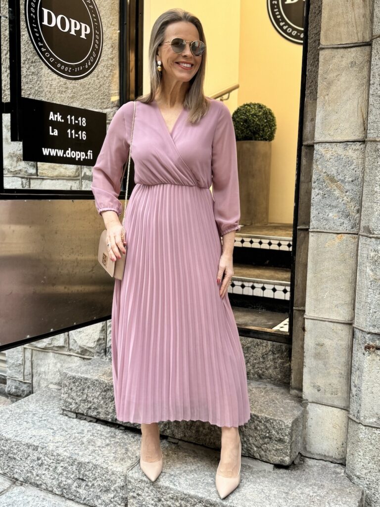 Kila plise´mekko; vanha rosa