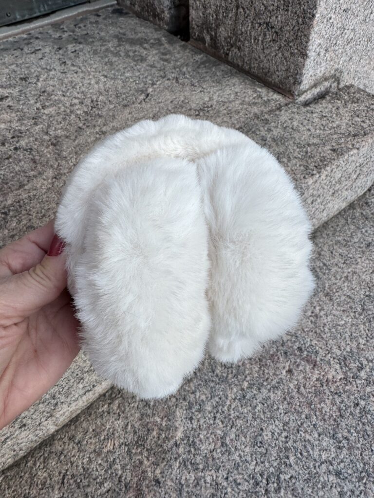 Tekoturkis korvaläpät; luonnonvaaleat - Image 7