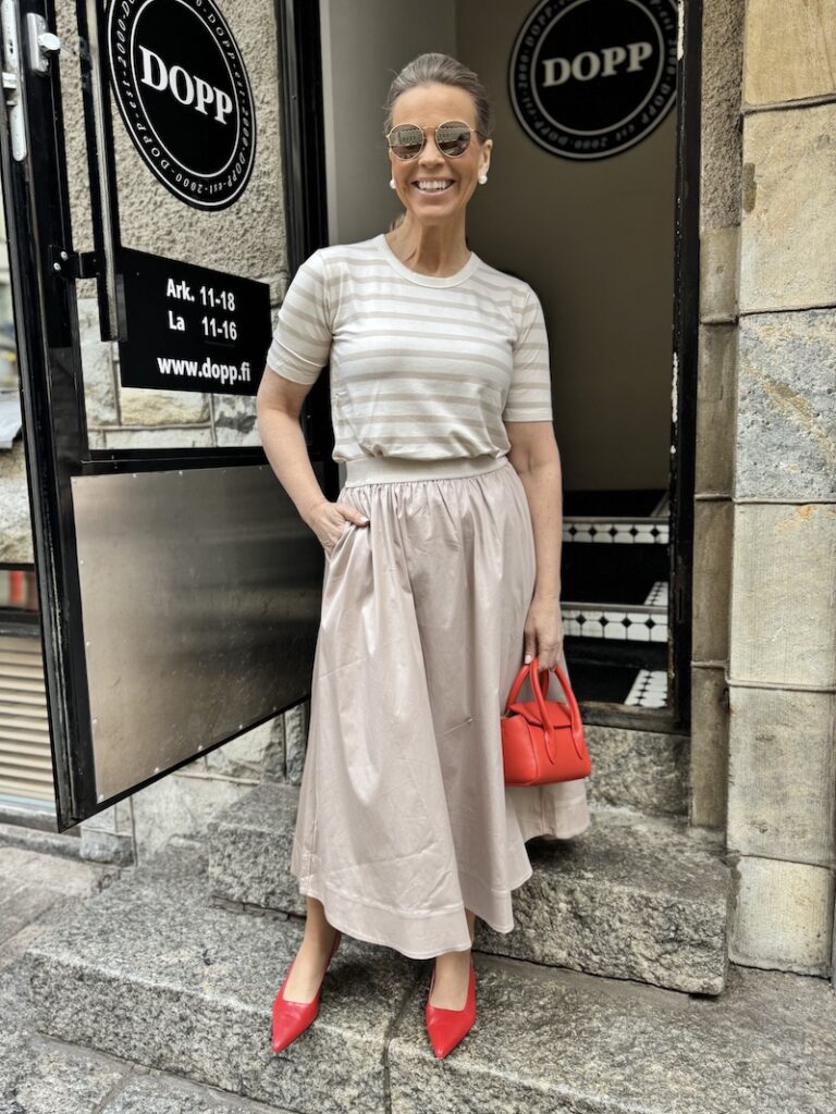 Lotta midihame; beige - Image 7