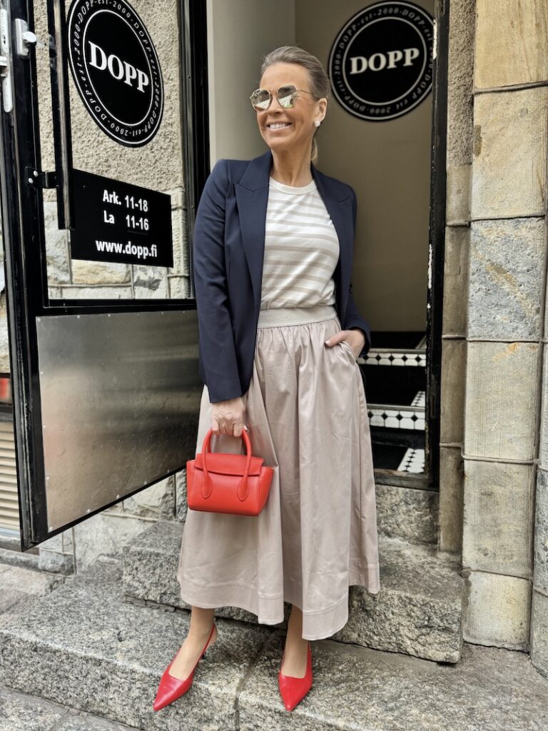Lotta midihame; beige - Image 9