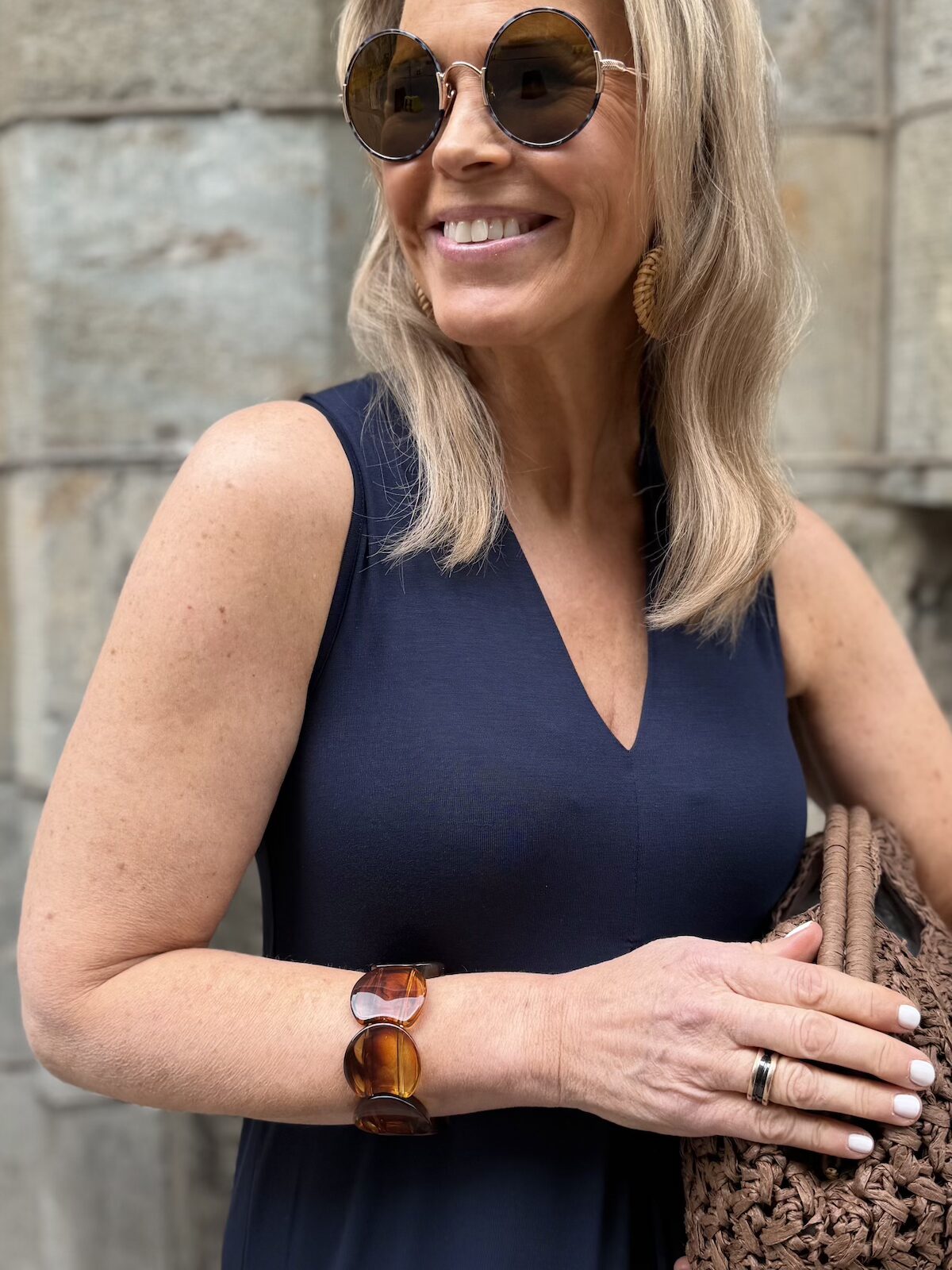 Jill joustava rannekoru; konjakki marmori