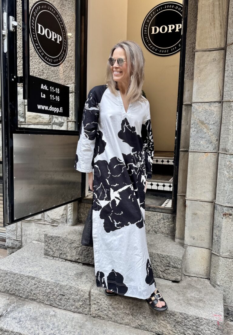 Joanne kaftan mekko; musta/valkoinen - Image 3