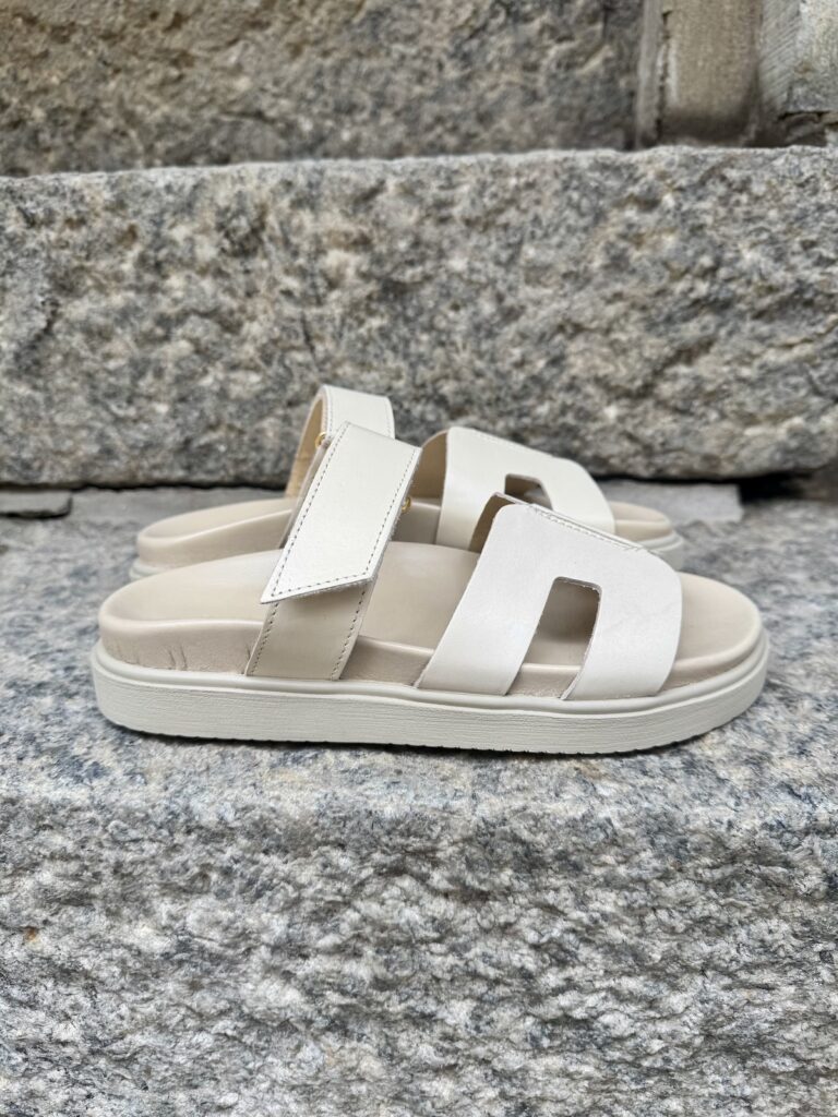 Maru sandaalit tarralla; beige - Image 3