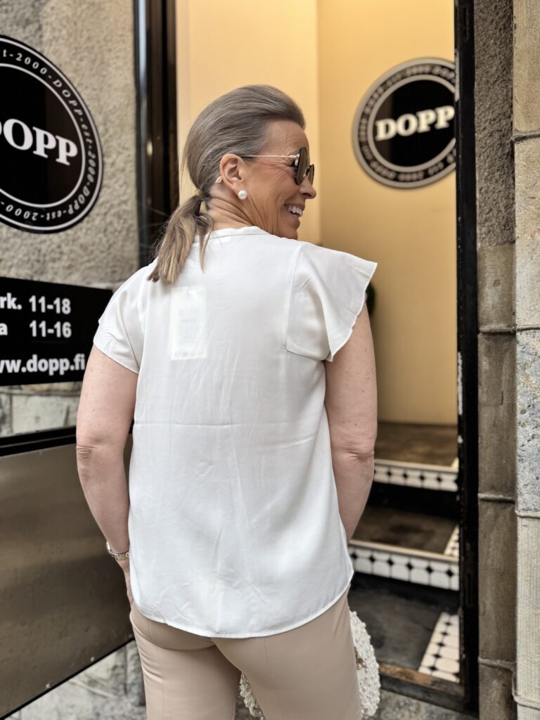 Cidenza lyhythihainen paita; luonnonvalkoinen - Image 3