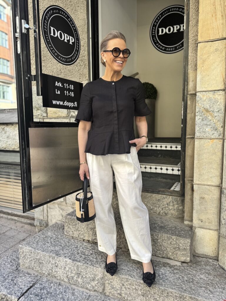 Rigitta peplum pellava/viskoosi paita ; musta - Image 9