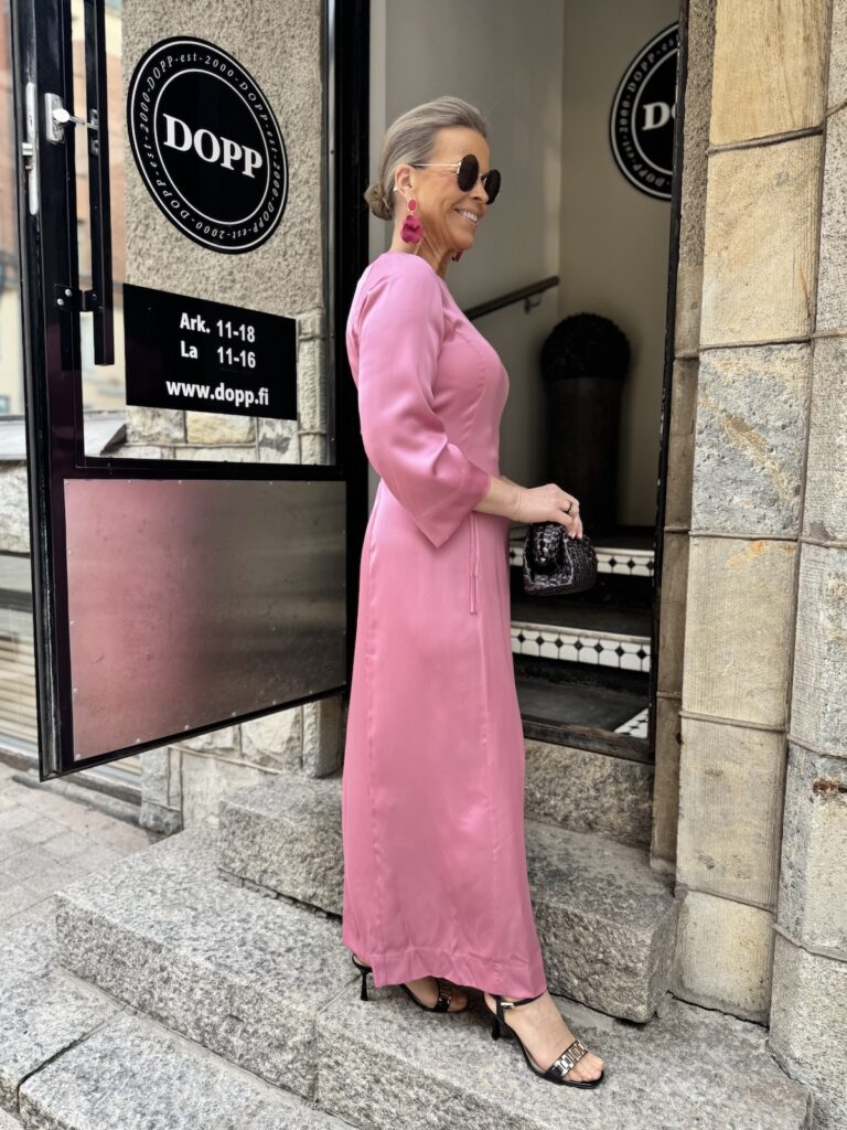 Mehina midimekko; cashmere rose - Image 5