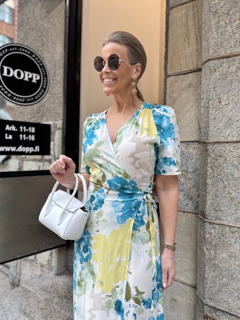 Indre Karven kietaisumekko; monivärinen - Image 3