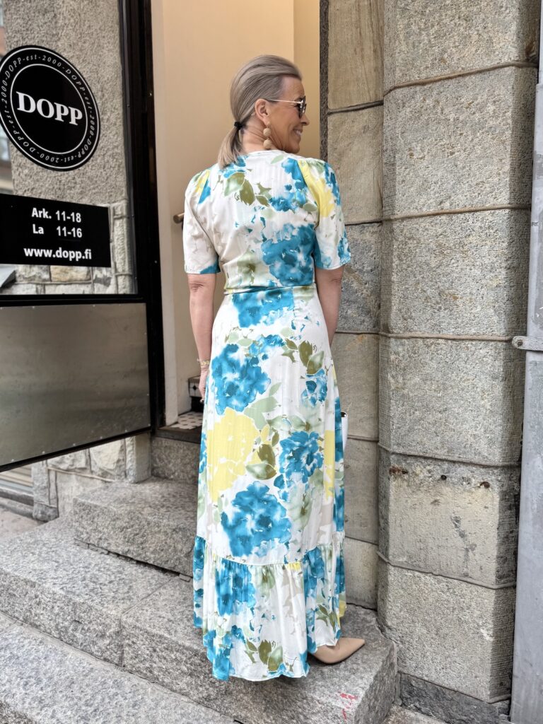 Indre Karven kietaisumekko; monivärinen - Image 6