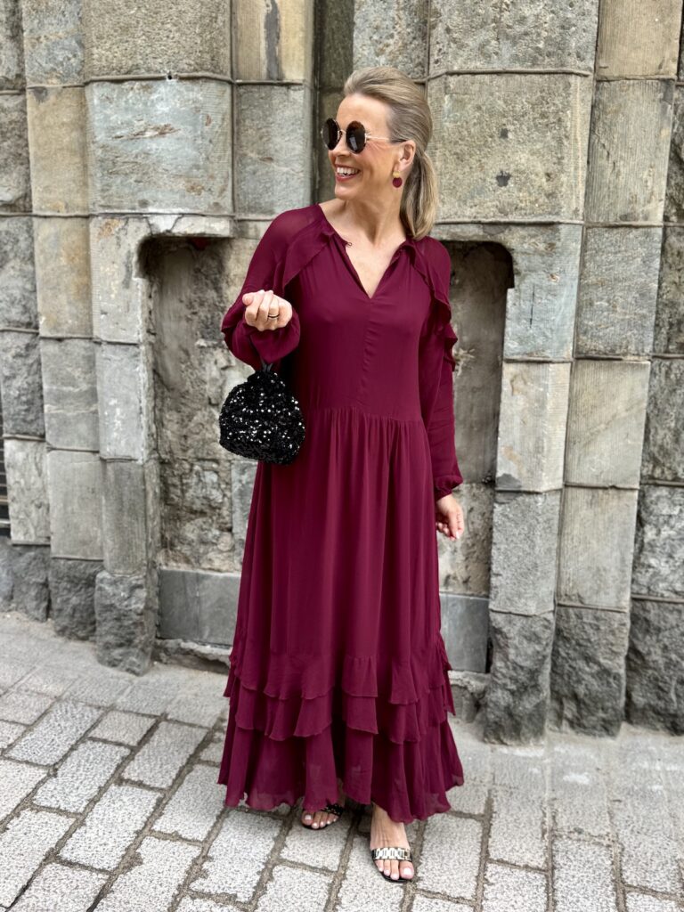 Sammi midimekko; viininpunainen - Image 3
