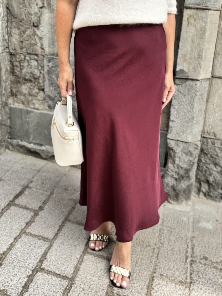 Laurina midihame; viininpunainen