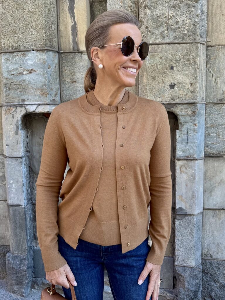 Kellsie neuletakki; tobacco brown
