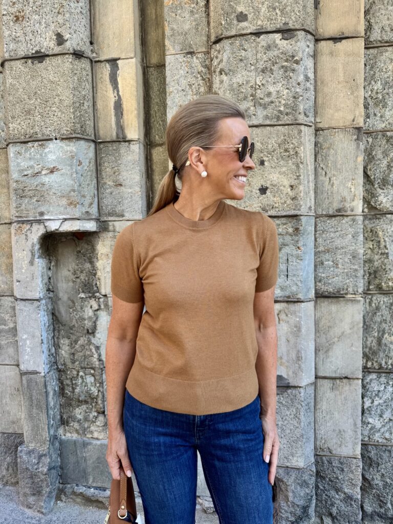 Kellsie lyhythihainen neule; tobacco brown - Image 3