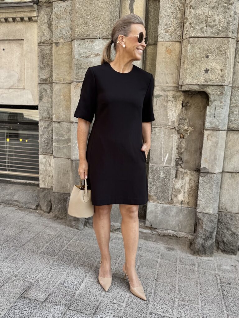 Bryelle mekko; musta - Image 4