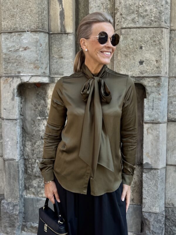 Hanalei paita rusetilla; khaki