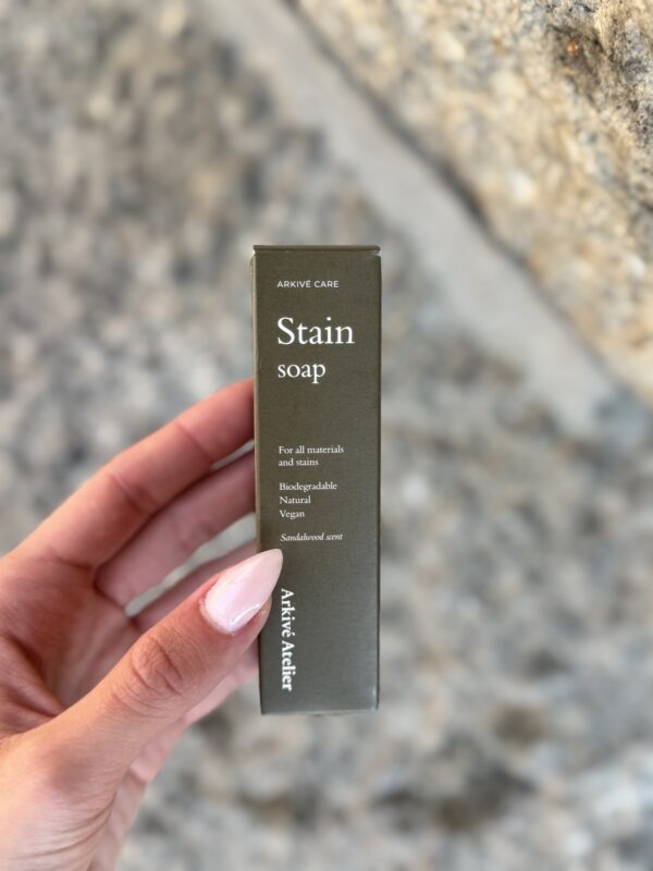 Stain soap; tahrat veks santelipuu