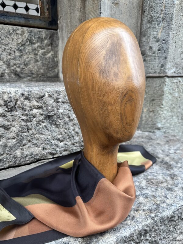 Rafiq huivi; gliding surfaces