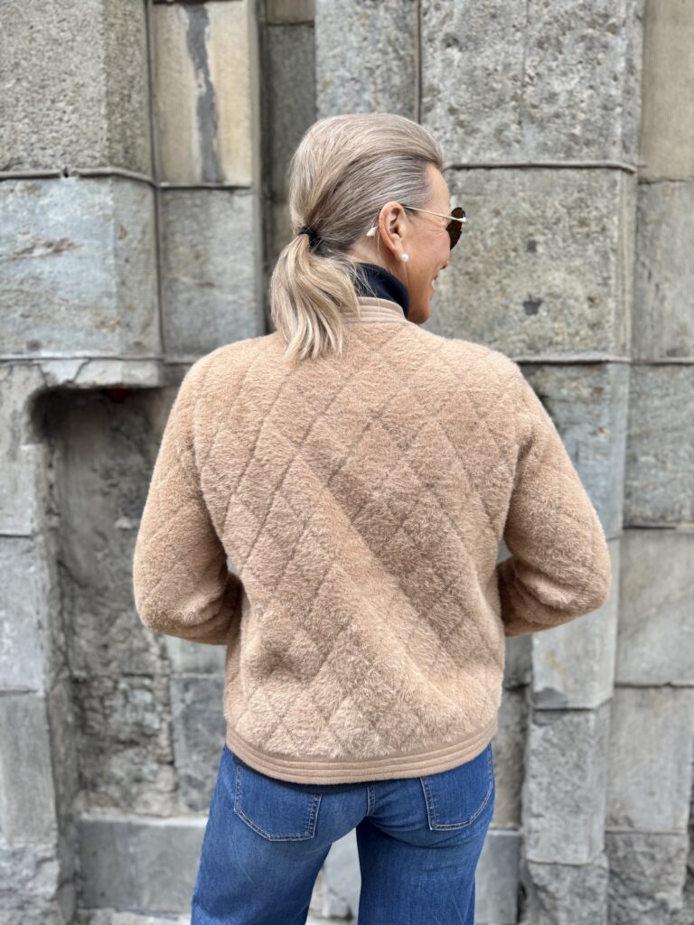 Carmen pörröjakku; kameli - Image 5