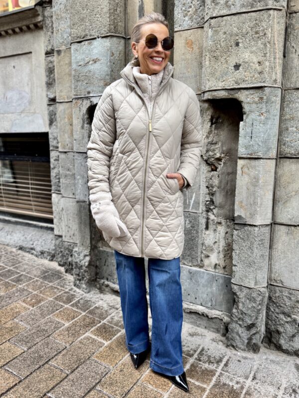Olilas tikkitakki; beige