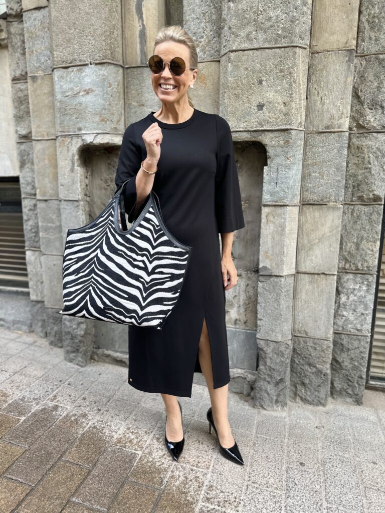 Joy Rubina midimekko; musta jersey - Image 8