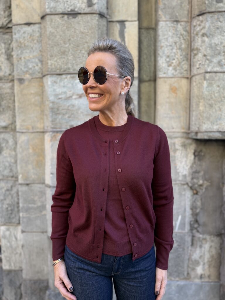 Noelani neuletakki; viininpunainen - Image 3