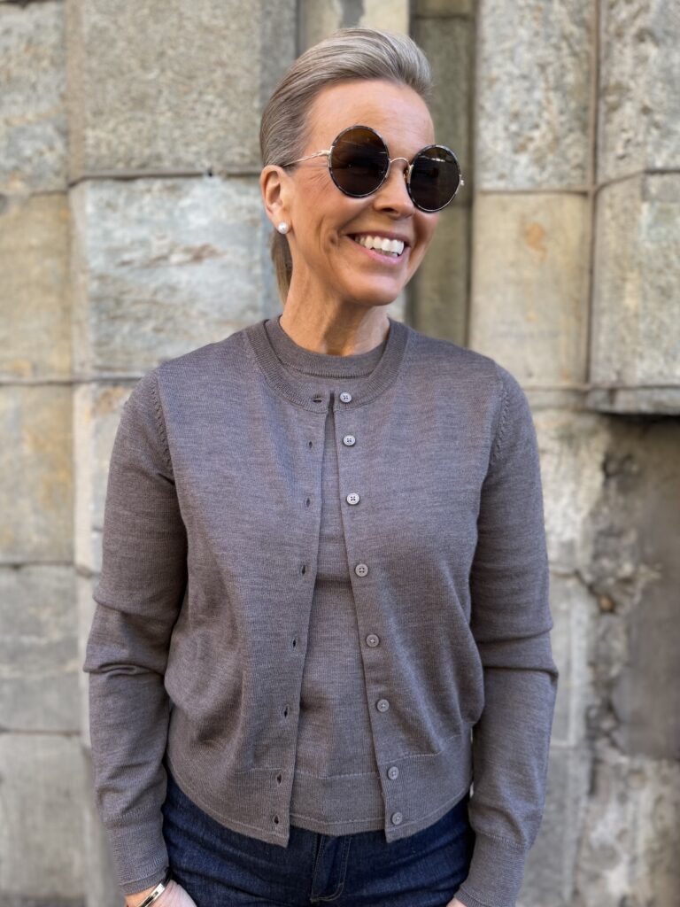 Noelani neuletakki; falcon melange