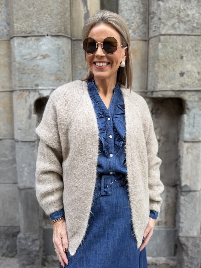 Zali neuletakki; meleerattu beige