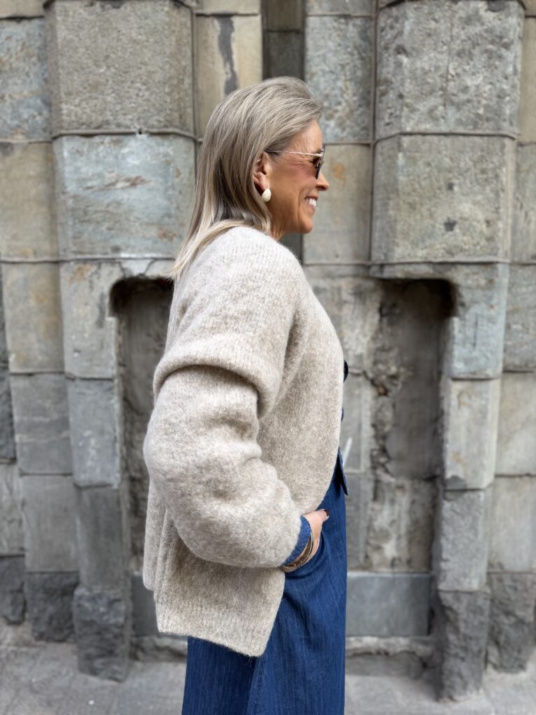 Zali neuletakki; meleerattu beige - Image 4