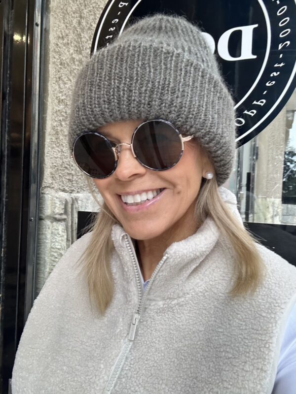 Mollie mohairpipo fleecellä; oliivinvihreä