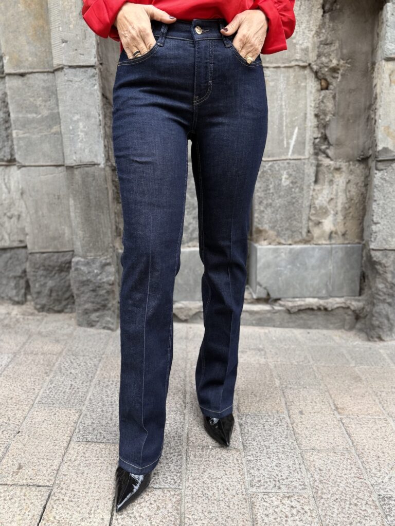 Laura bootcut farkut; D683 fashion rinsed - Image 2