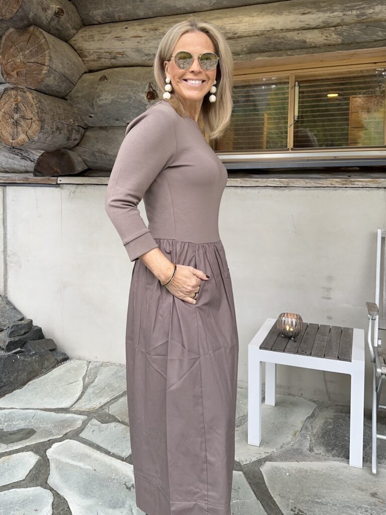 Mira midimekko; sandy grey - Image 6