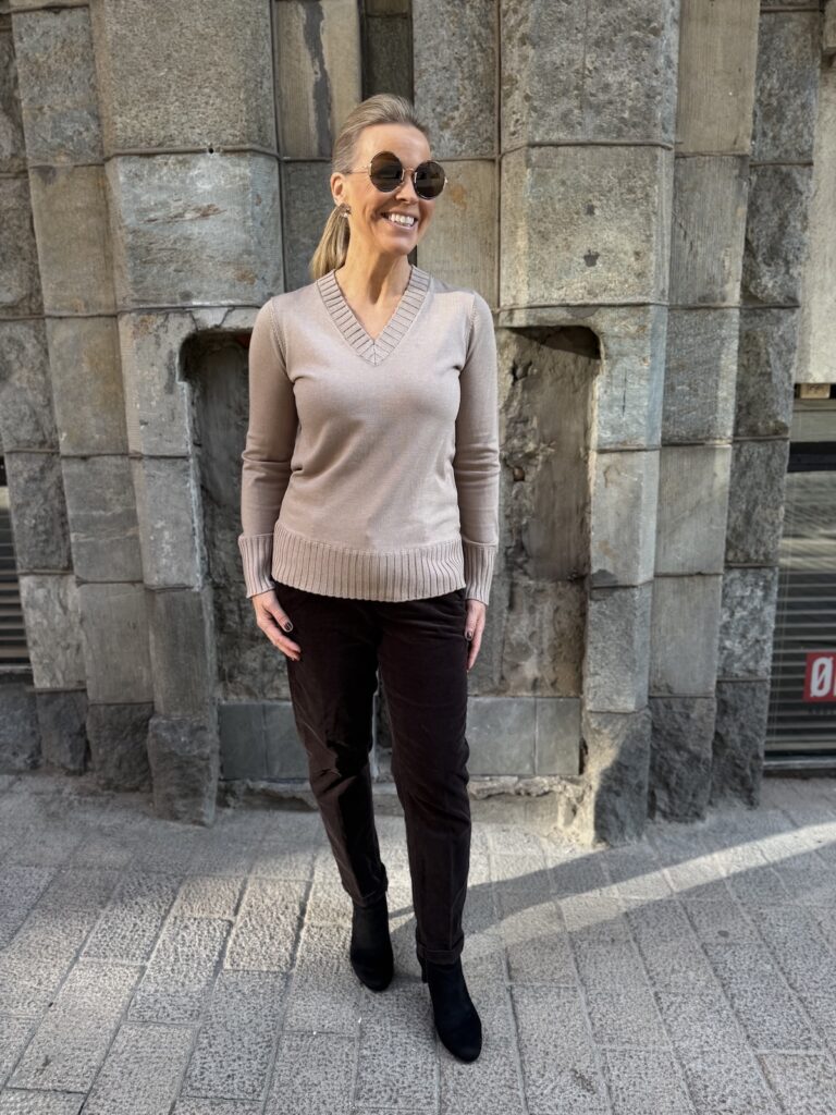 Zaulo v-aukkoinen neule; beige melange - Image 5