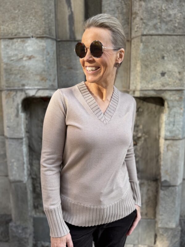 Zaulo v-aukkoinen neule; beige melange