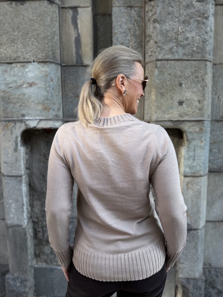 Zaulo v-aukkoinen neule; beige melange - Image 4