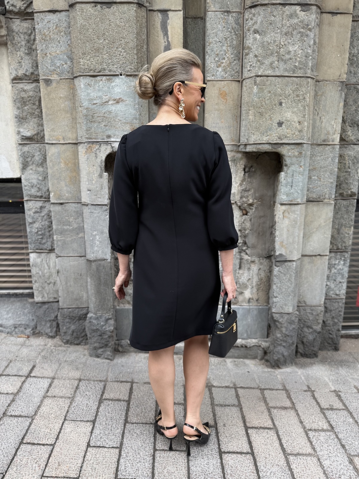 DW Olivia mekko; musta - Image 13