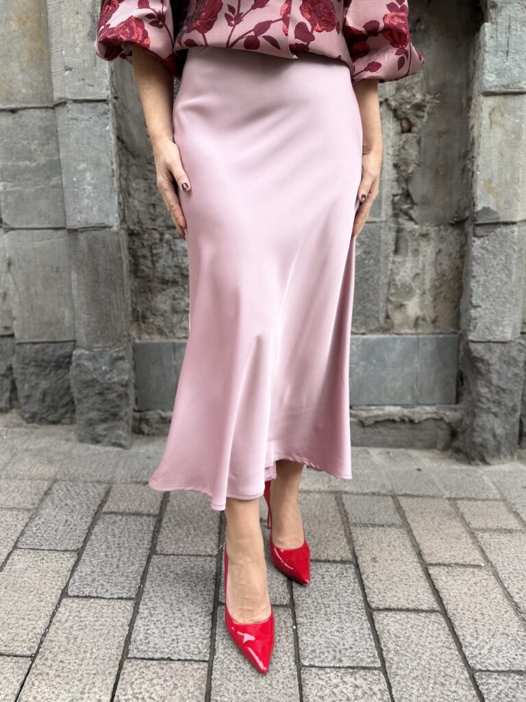 Ello midihame; vanha rosa