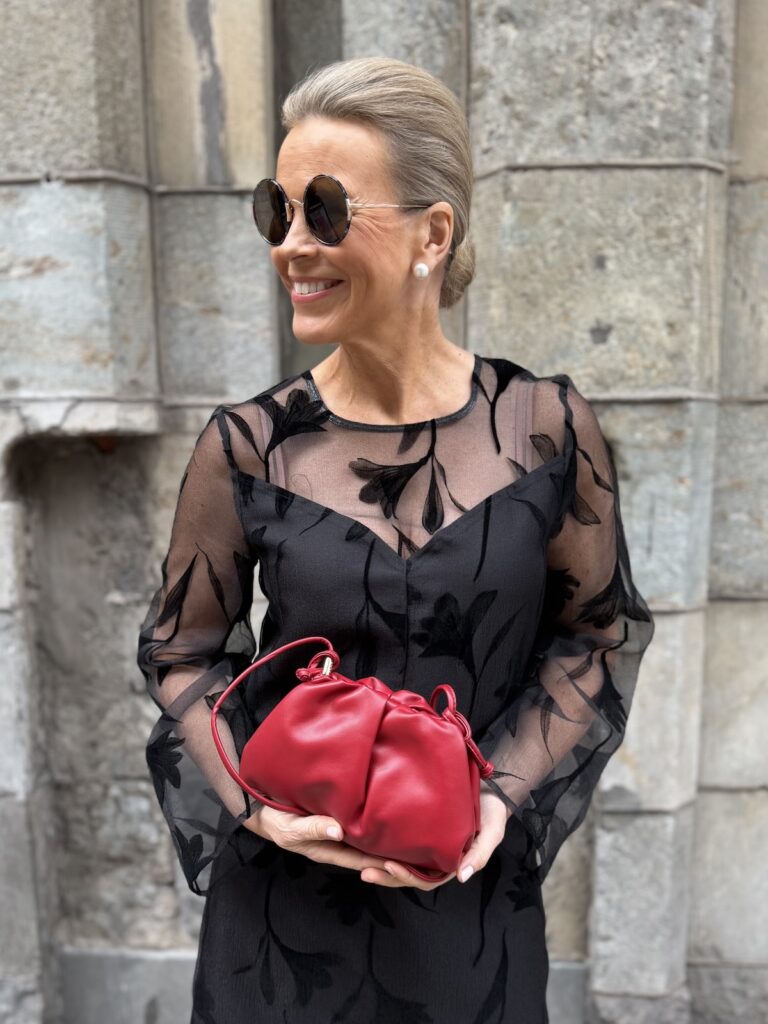 Dumbling clutch; punainen - Image 2