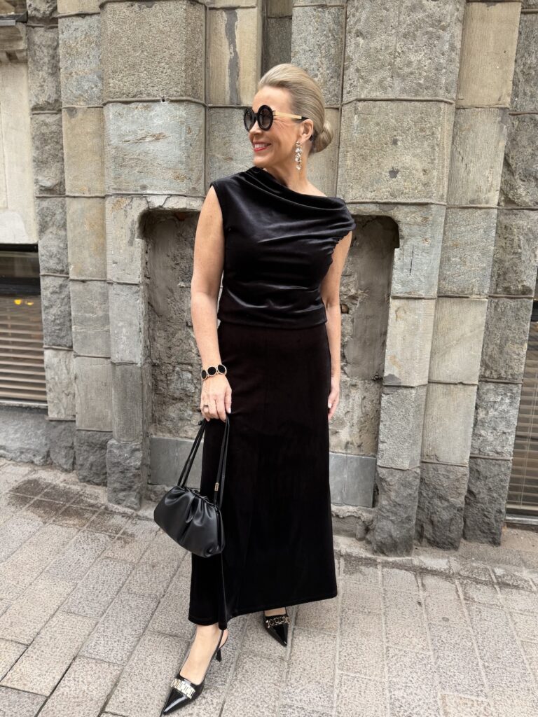 Velera velour midihame; musta - Image 8