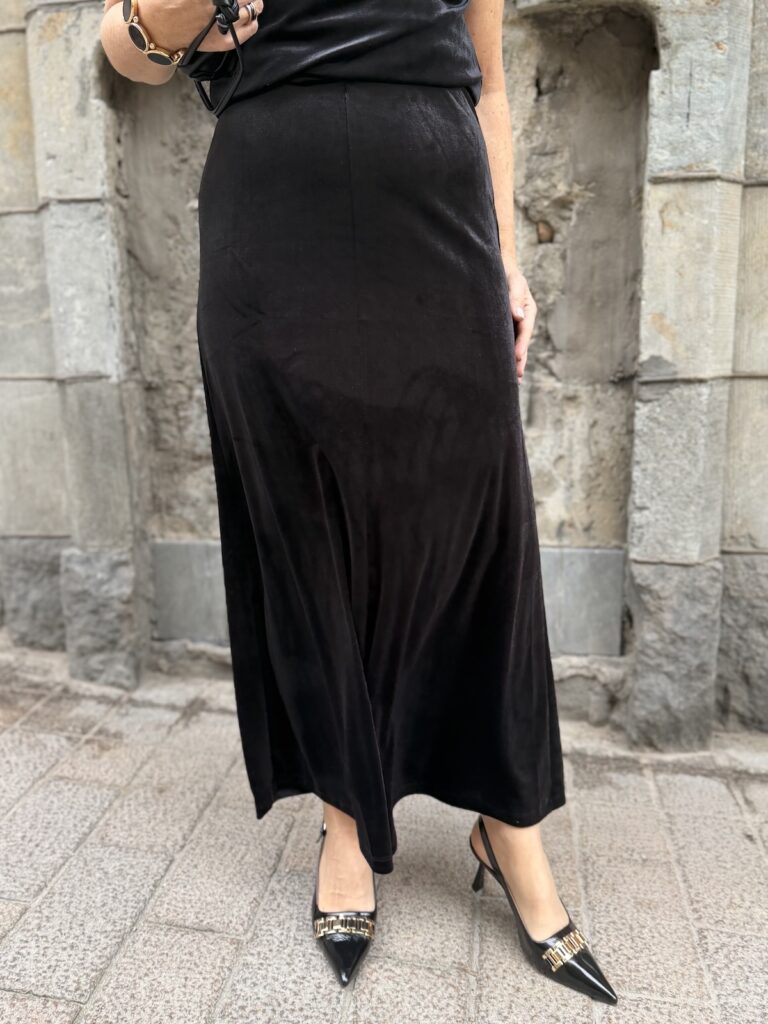 Velera velour midihame; musta - Image 3