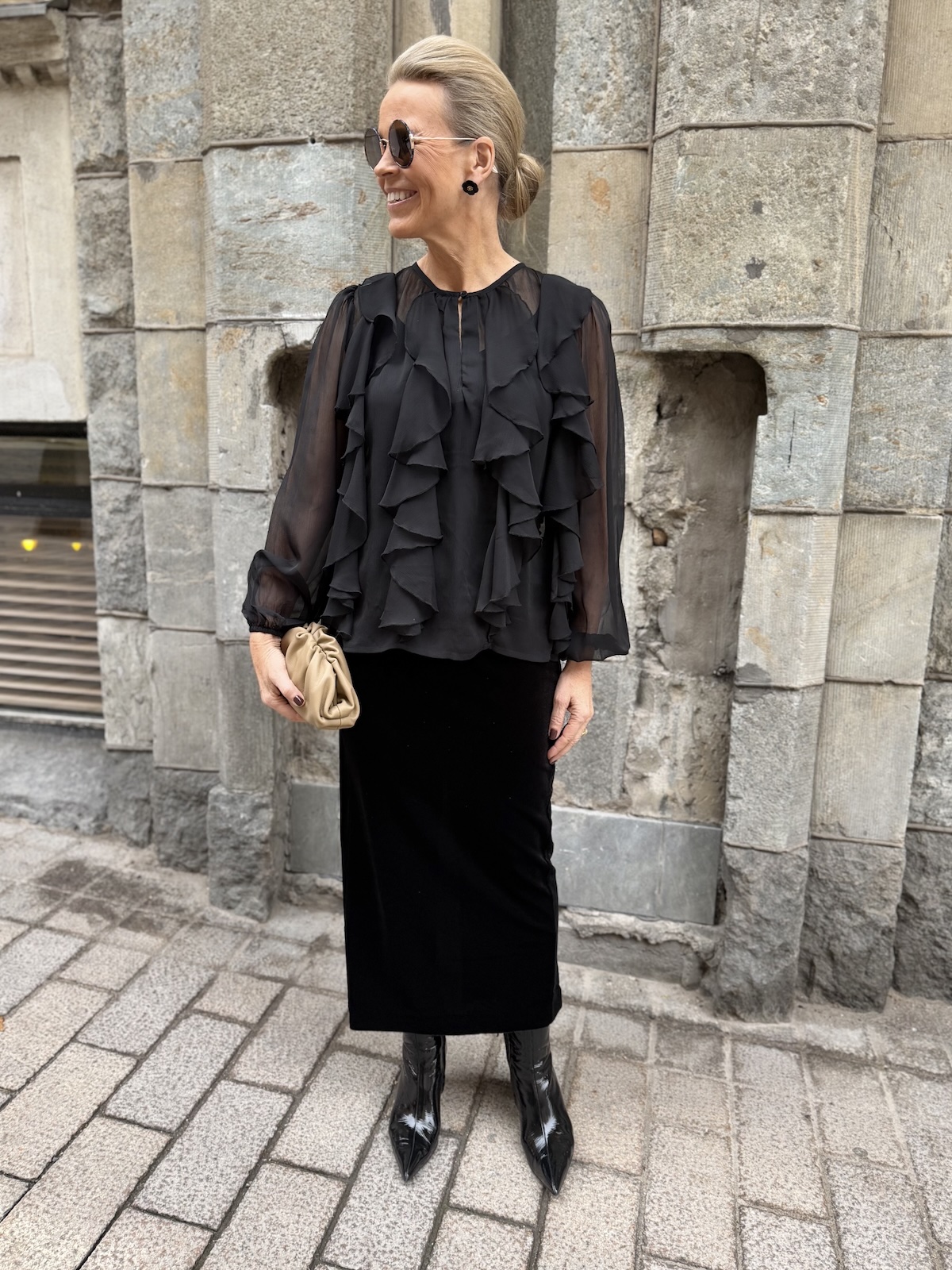 Harietta frillapaita; musta - Image 7