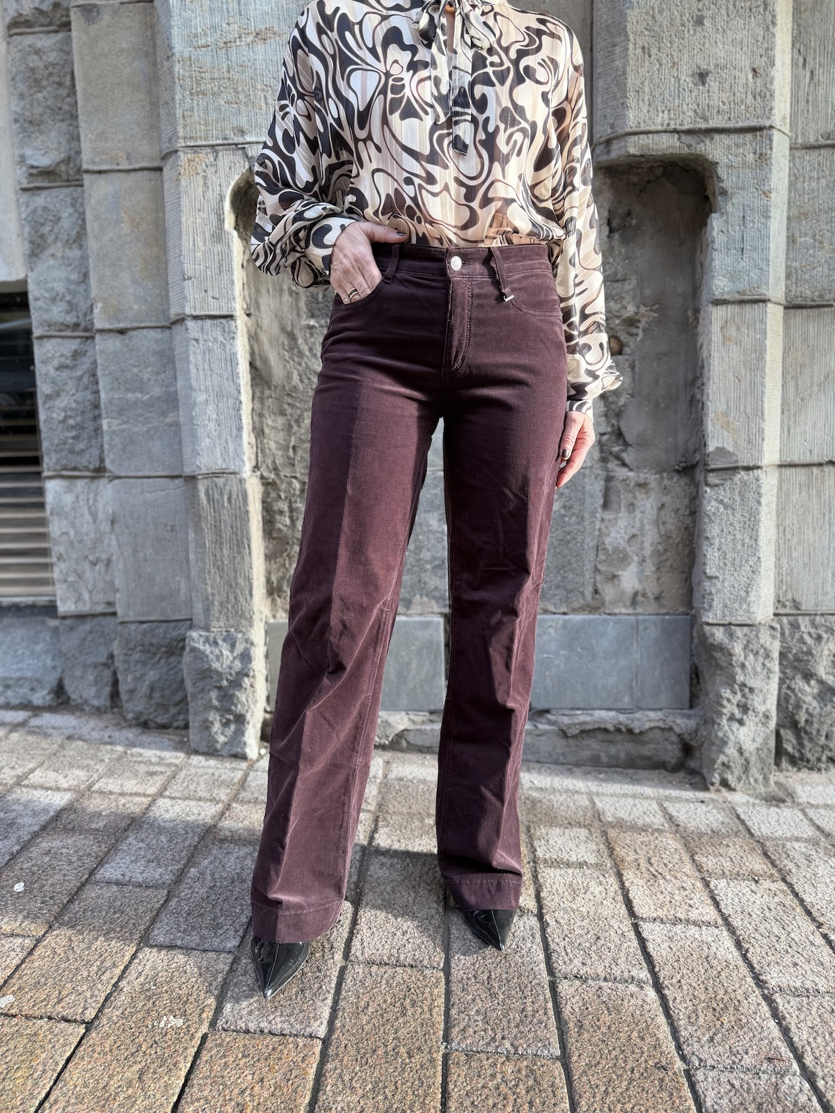 Wide samettihousut 30" ja 32"; smoky purple - Image 2